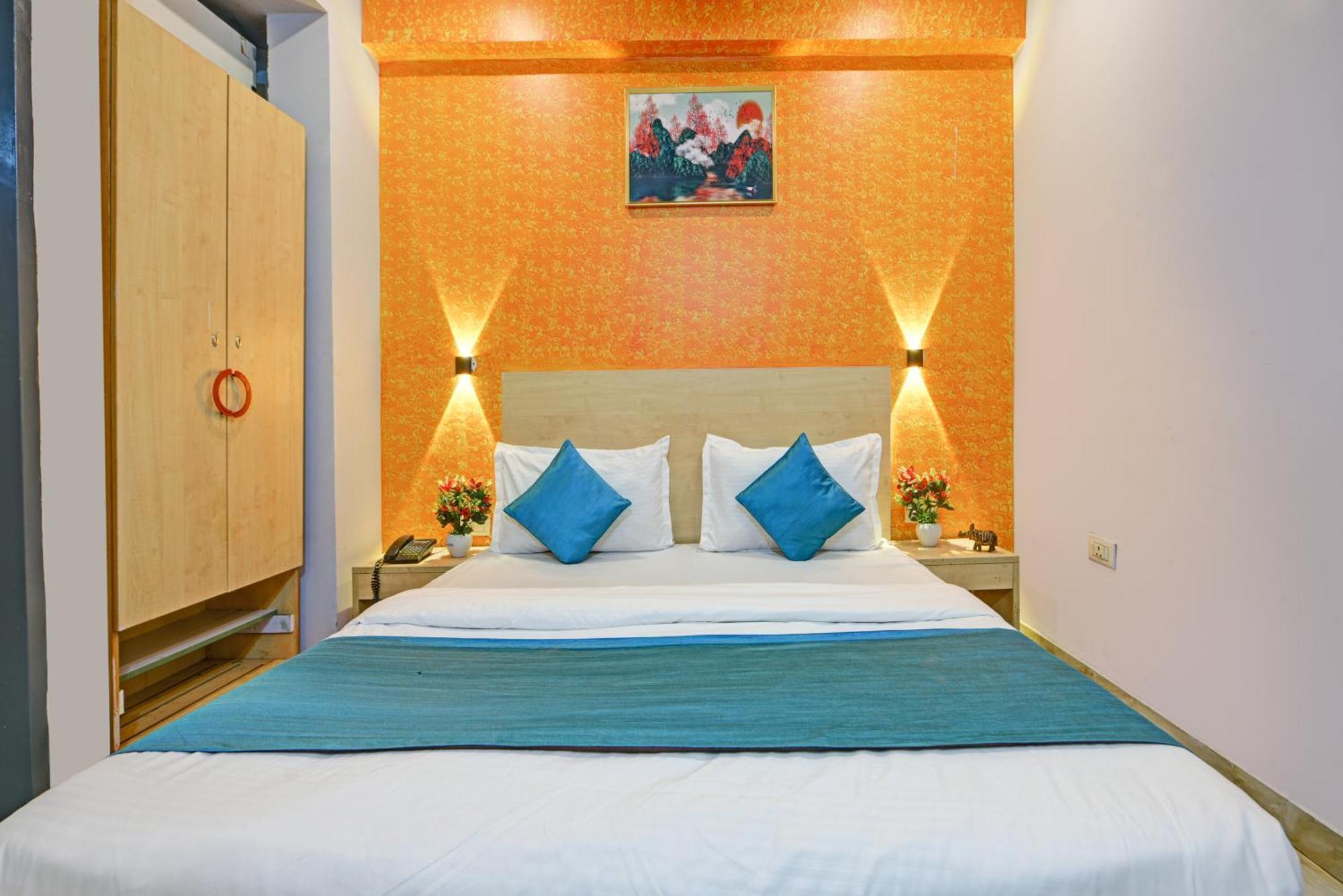 Royal Spark Inn1 - Medicity Gurugram, Near Medanta Hospital Gurgaon Extérieur photo
