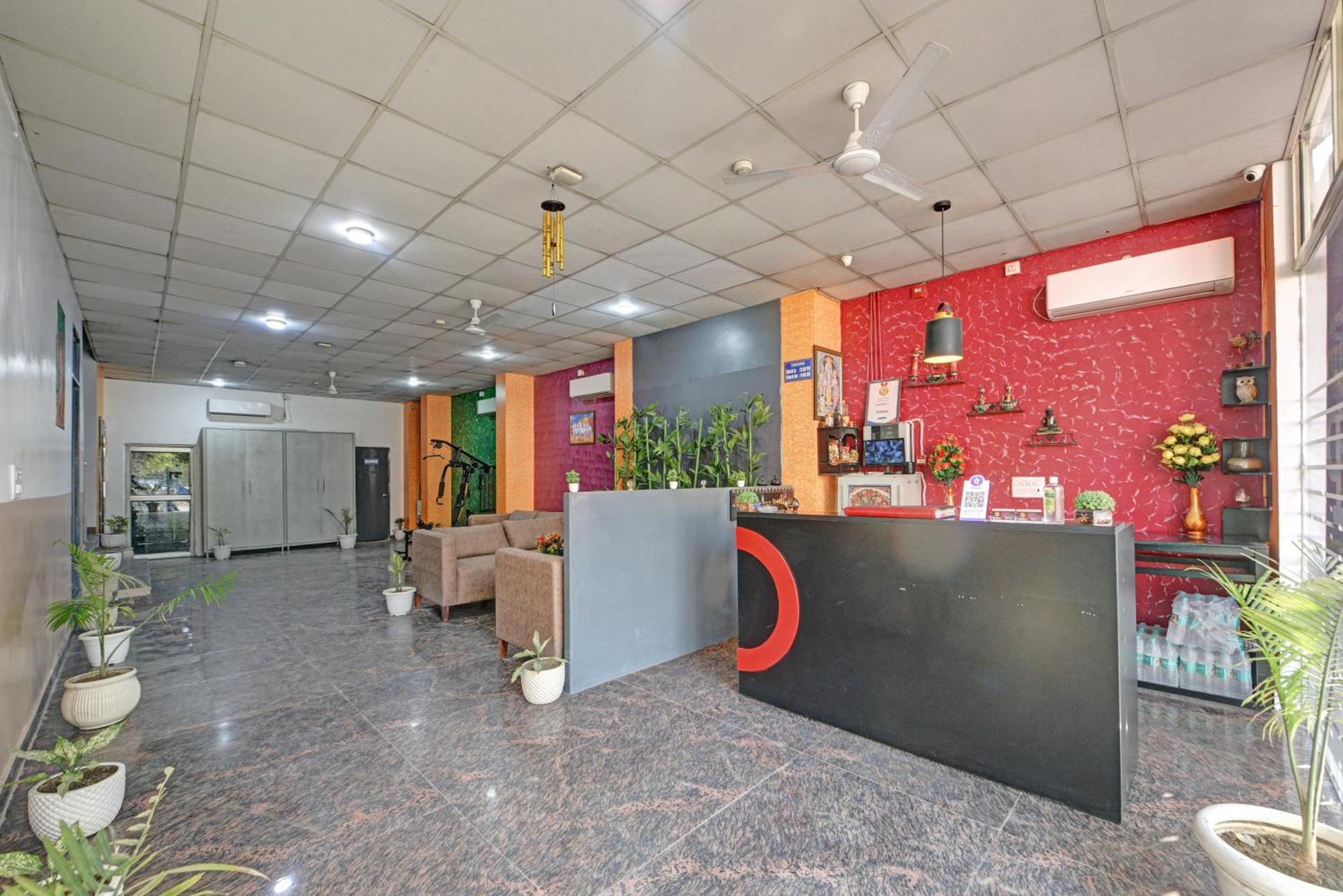 Royal Spark Inn1 - Medicity Gurugram, Near Medanta Hospital Gurgaon Extérieur photo